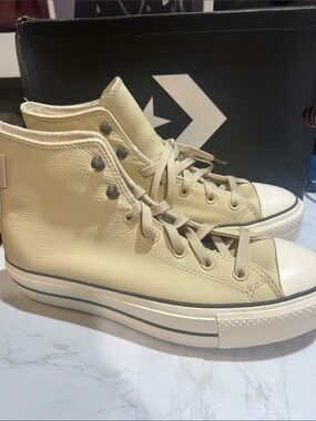 Converse All-Star Lift Hi High-Top Leather Sneakers - Cream